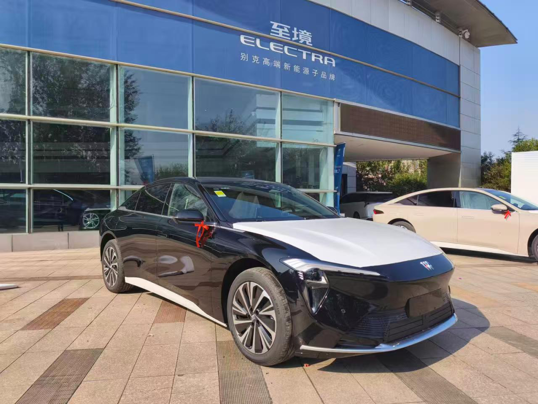 至境L7车主:这台车符合我的“既要又要还要”,一上市我就下定了