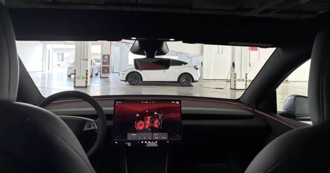 新年第一波背刺?2026 款 Model Y 多项小升级、改动汇总