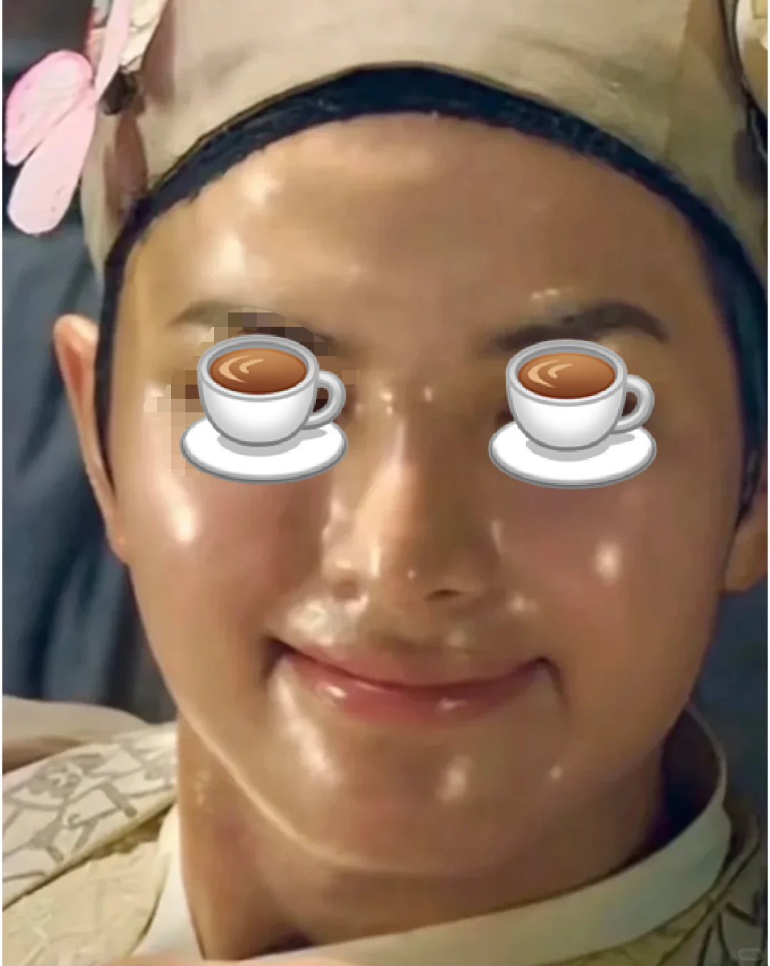 早晨化完妆,妈妈说我太吓人了