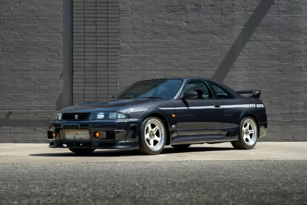 100万美元,这台很新的日产Skyline GT-R R33 400R随时开回家 | 酷乐汽车