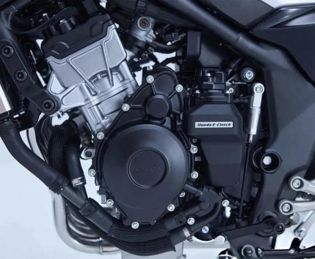 HONDA CB500SF 三款配色确认,仪表终于有中文了!