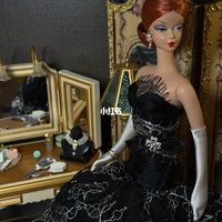 Dahlia Barbie silkstone