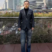 来自北海道野生鹿皮的限定深蓝染西装皮衣