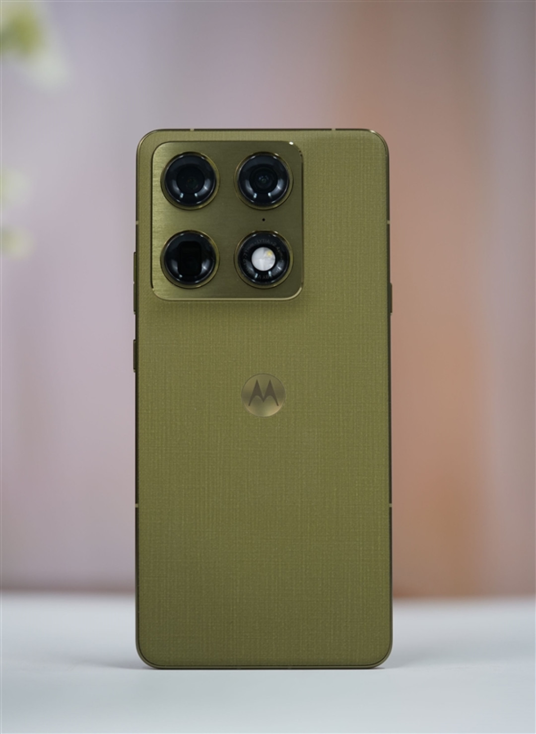 8K轻薄旗舰!联想moto X70 Air Pro图赏
