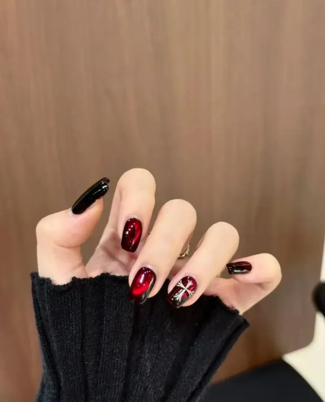 💅黑色猫眼美甲|拽酷氛围感的指尖绝杀
