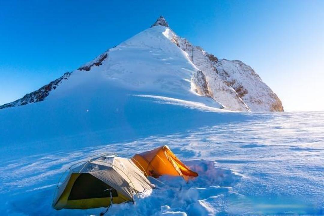 南极太冷冰岛太贵?家门口的古冰川才是旅行天花板!