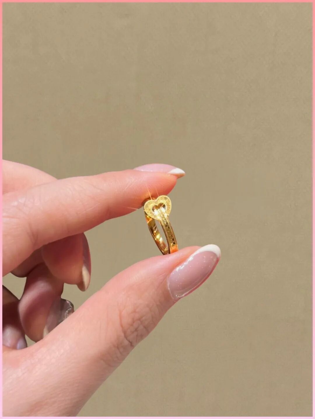爱心金戒指这么小,怎么还这么闪?