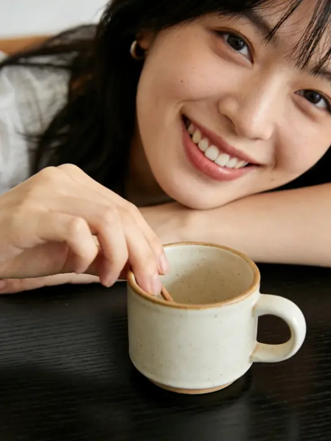 如何拍出自然表情:三招让笑容更真实