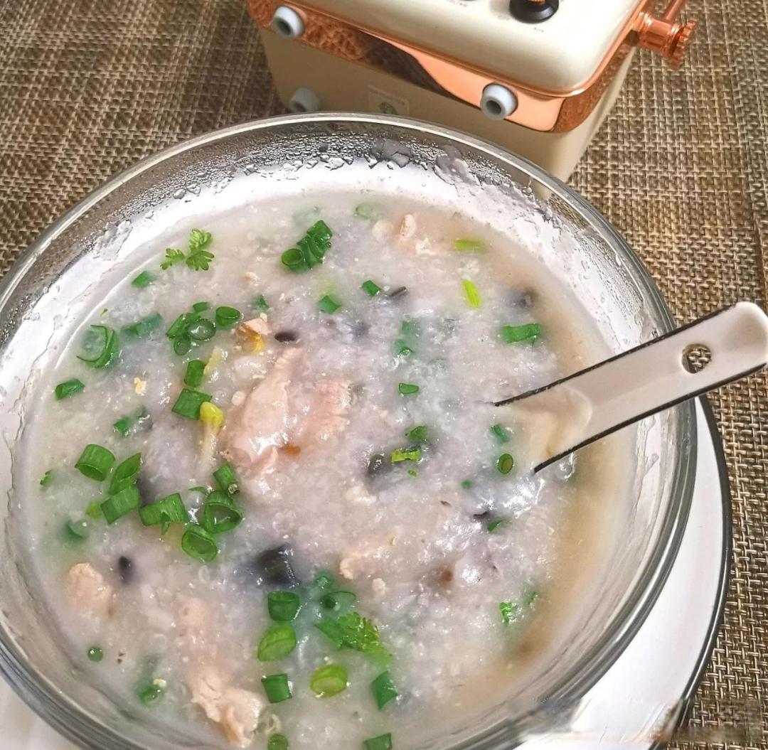 皮蛋瘦肉粥最好吃的做法是什么？怎么做才好吃？