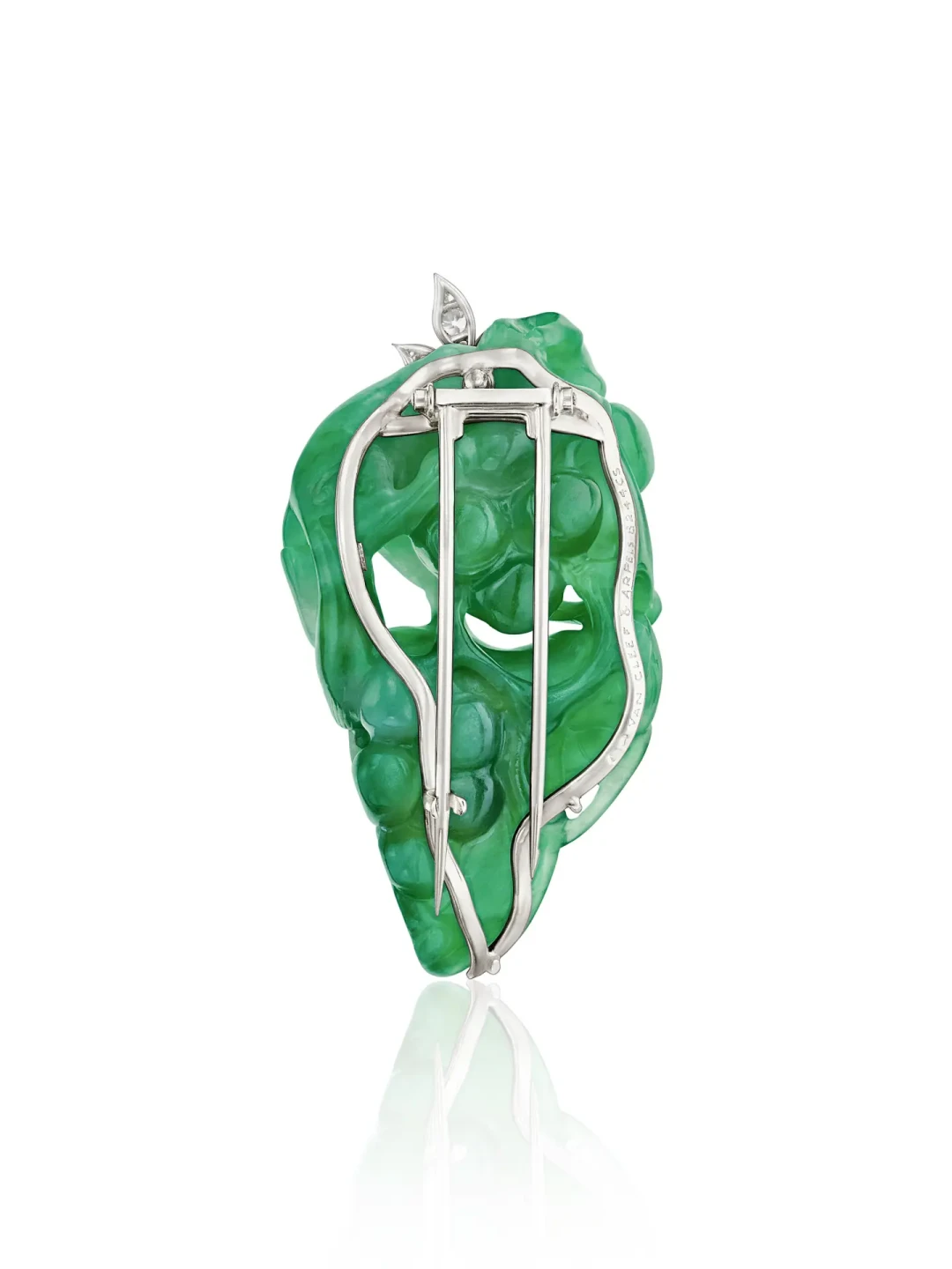 VAN CLEEF & ARPELS 梵克雅宝翡翠胸针.