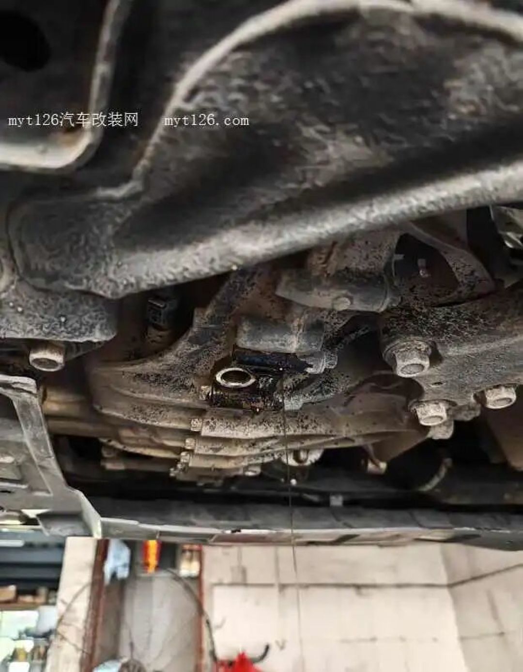 瑞虎8变速箱油更换指南