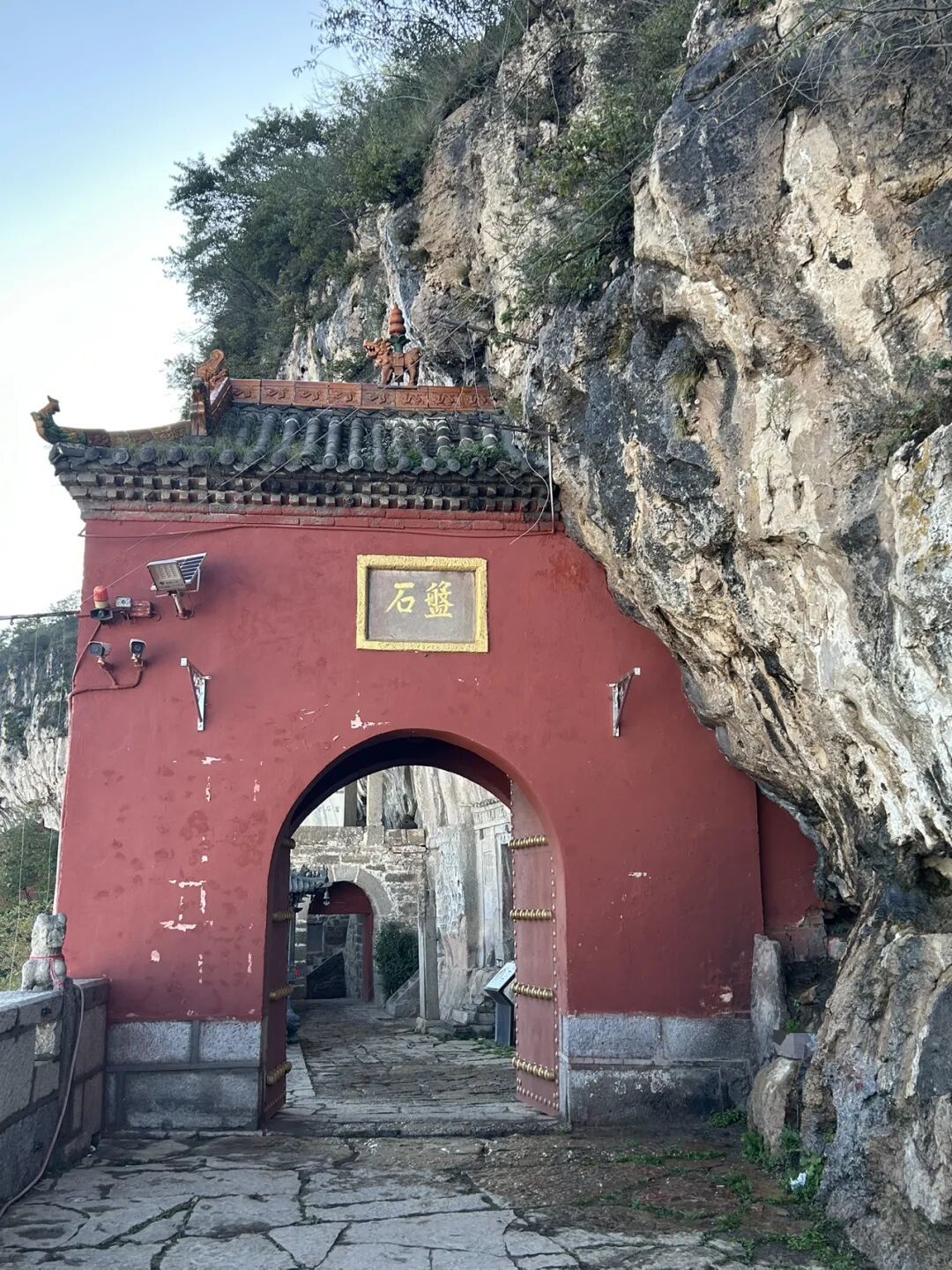 观罕见云海,赏明代石窟——金灯寺