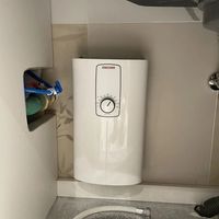 自建房日志 · 世创电能（斯宝亚创）即热式电热水器 安全落地