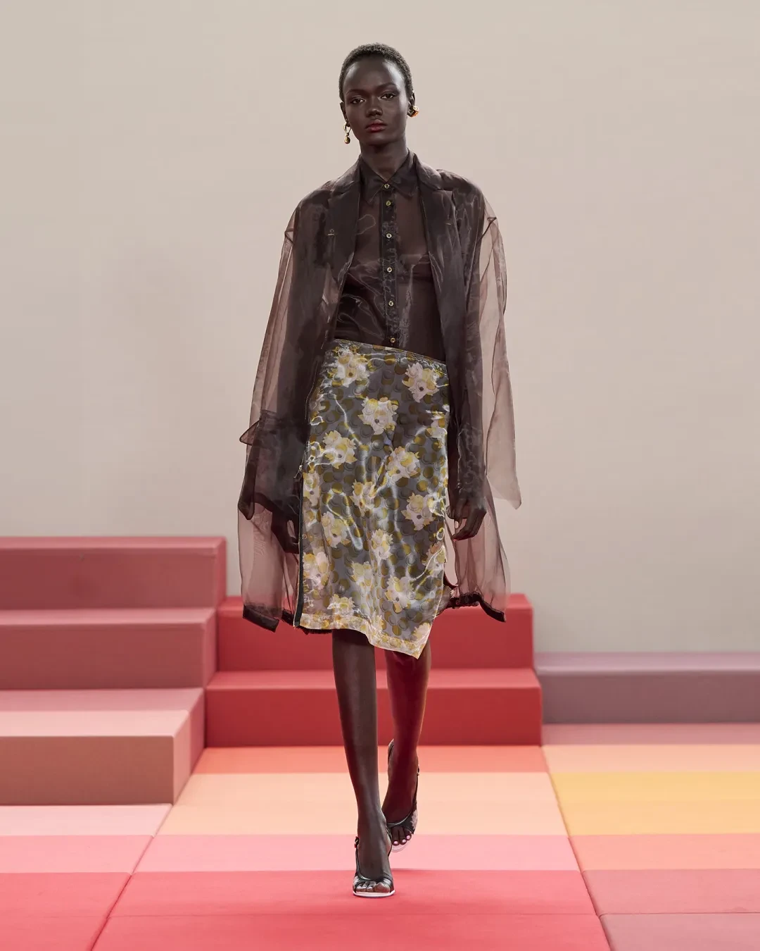 2026春夏 Fendi ——最精妙的挑衅,在于对“高级感”的轻盈解构