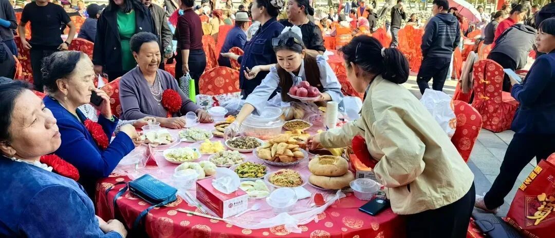 舌尖上的交融丨一盘胡尔达克 万千民族情