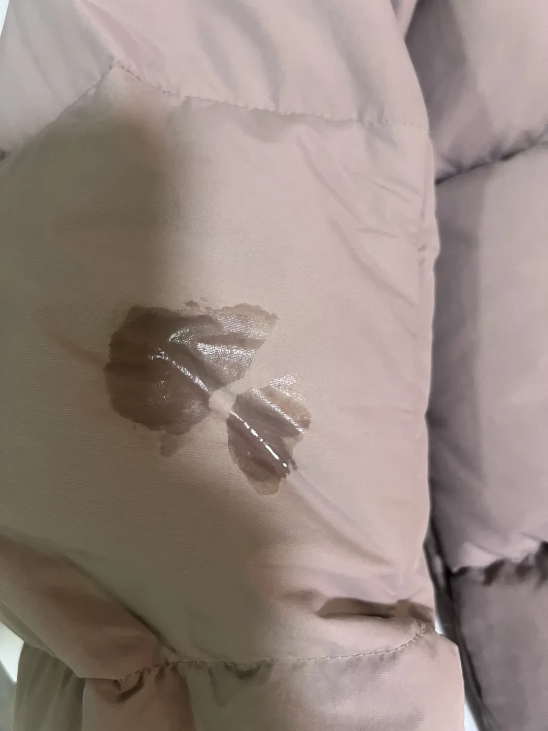分享一个羽绒服去油渍的妙招