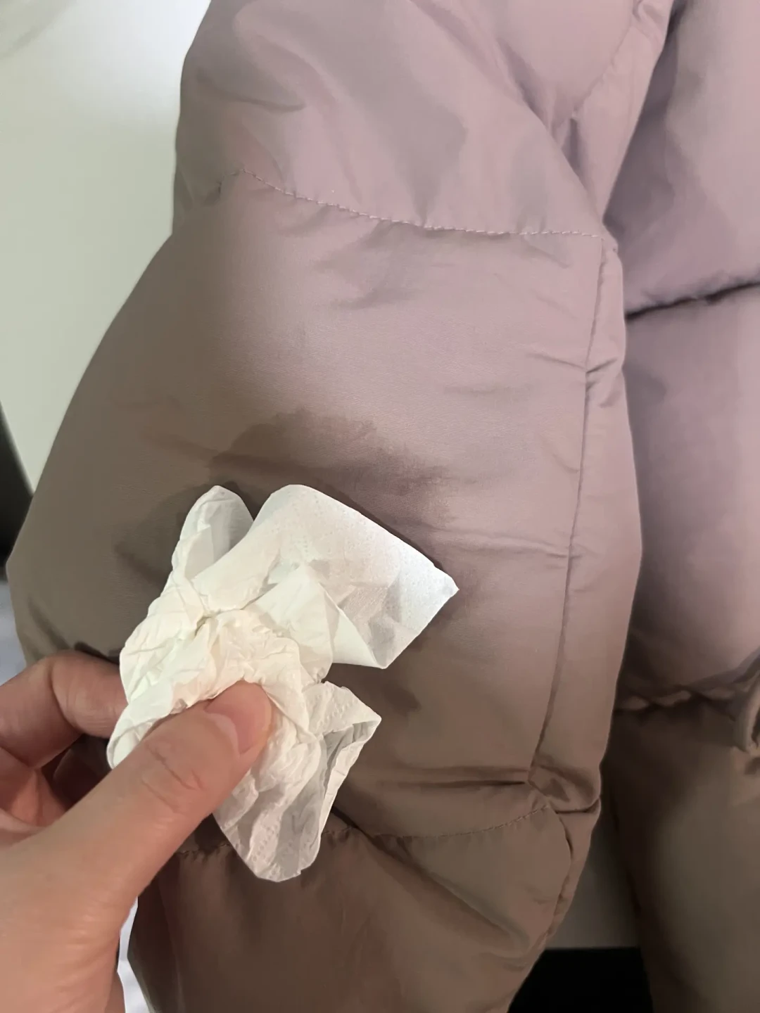 分享一个羽绒服去油渍的妙招