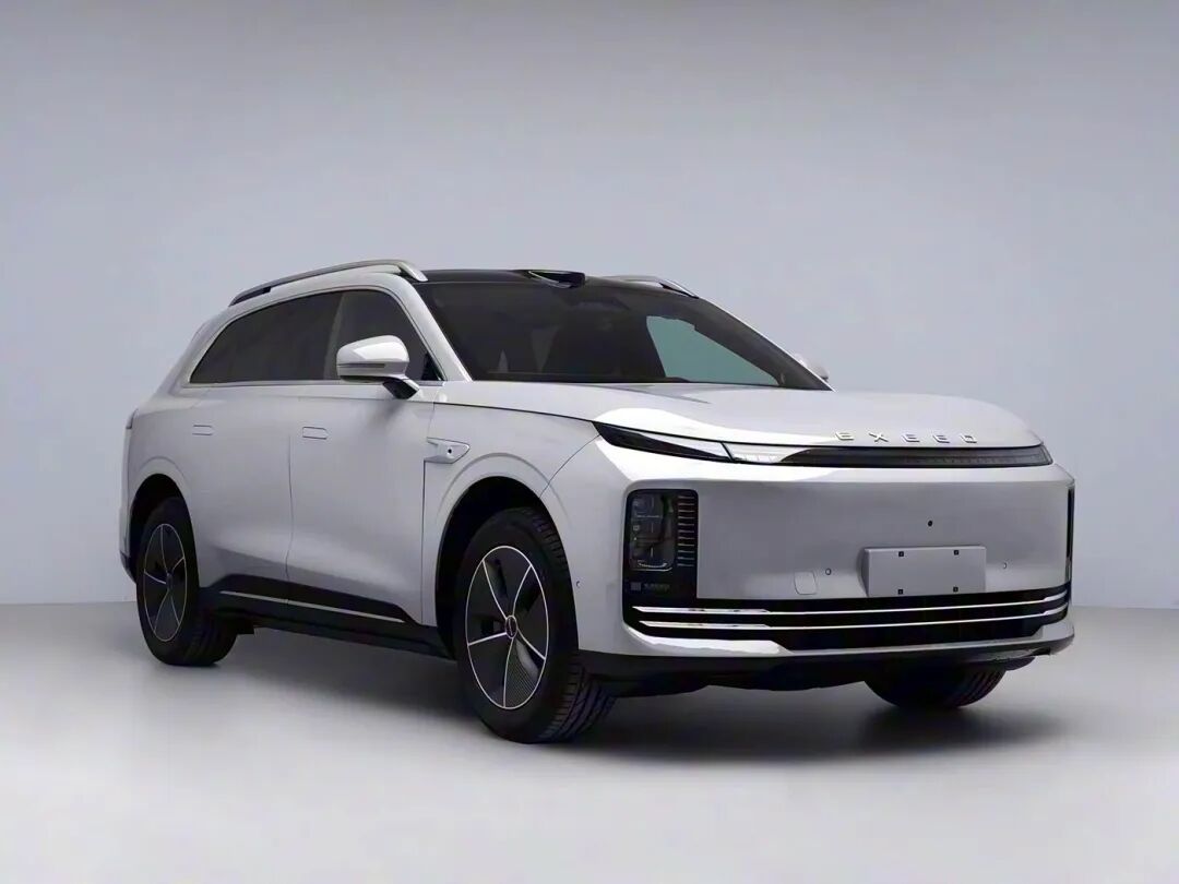 奇瑞全新中大型SUV,配激光雷达,理想同款内饰,纯电和增程动力