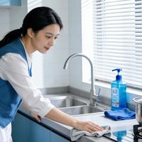 抽检发现！家用抹布含荧光增白剂，反复使用致癌，家家户户都在用！