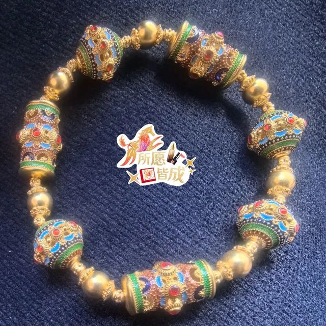 传承与时尚的碰撞，这条景泰蓝黄金手串太惊艳了！