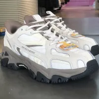 斯凯奇云岚户外鞋：通勤神器还是轻徒步鸡肋？1000+用户观点大PK