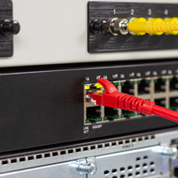 家庭路由器安全吗？专家与用户观点激烈对立，全网吵翻了