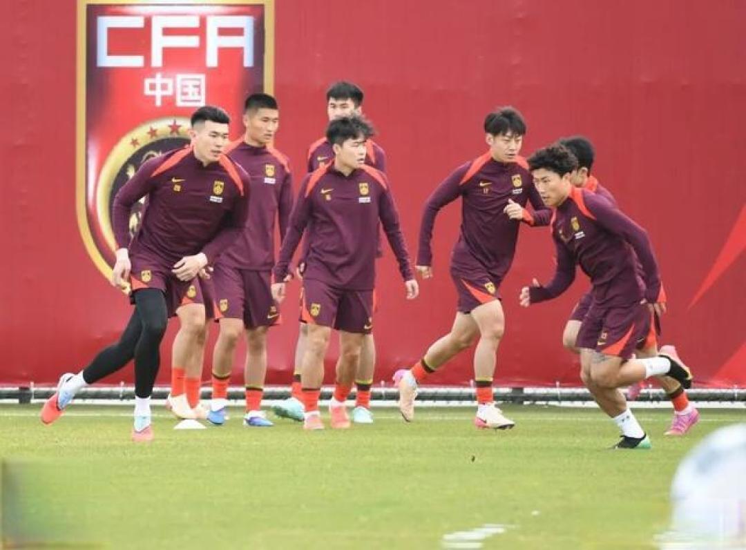 国足出战FIFA新赛硬碰澳洲喀麦隆,是宝贵练兵还是严峻考验?