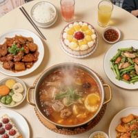 《田耕纪》中的烟火气与美食