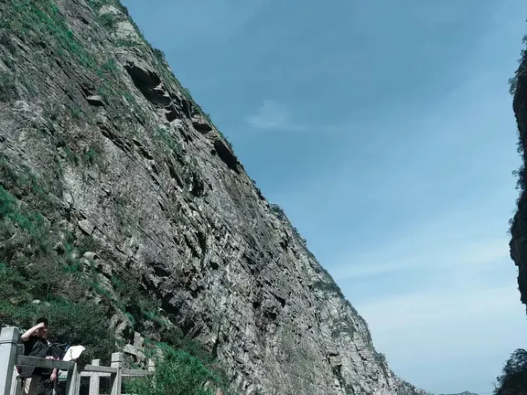 庐山不是一座山，是一座城