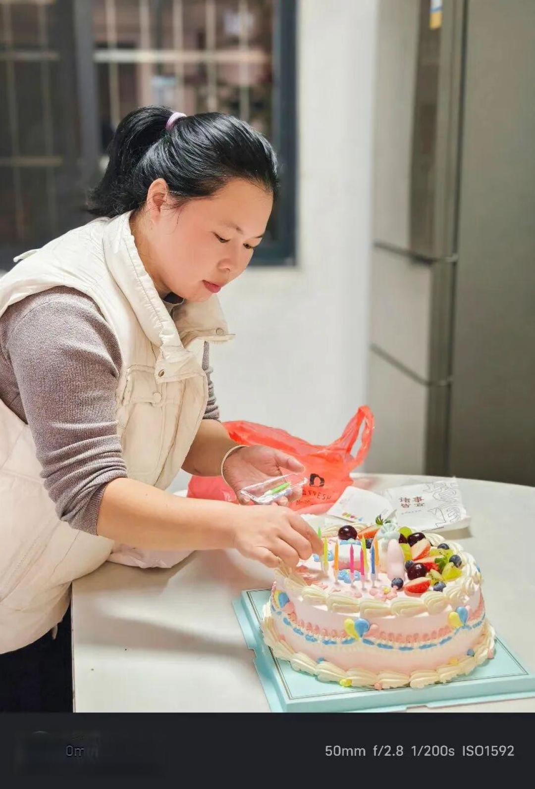 孩子过生日,如何用手机拍好人像照片?我分享6个实用性拍摄方法。