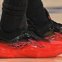 【NBA每日上脚】GT Cut 4首发就搞事？白色定价比黑色贵88！