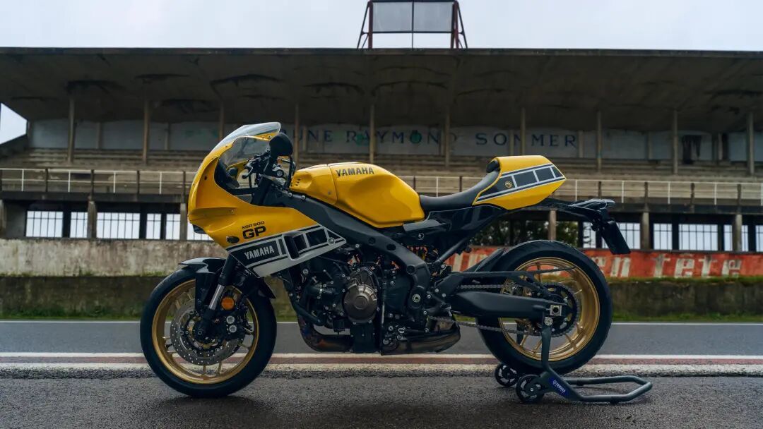 2026 款 XSR900GP,这个跟Z900RS怎么选?