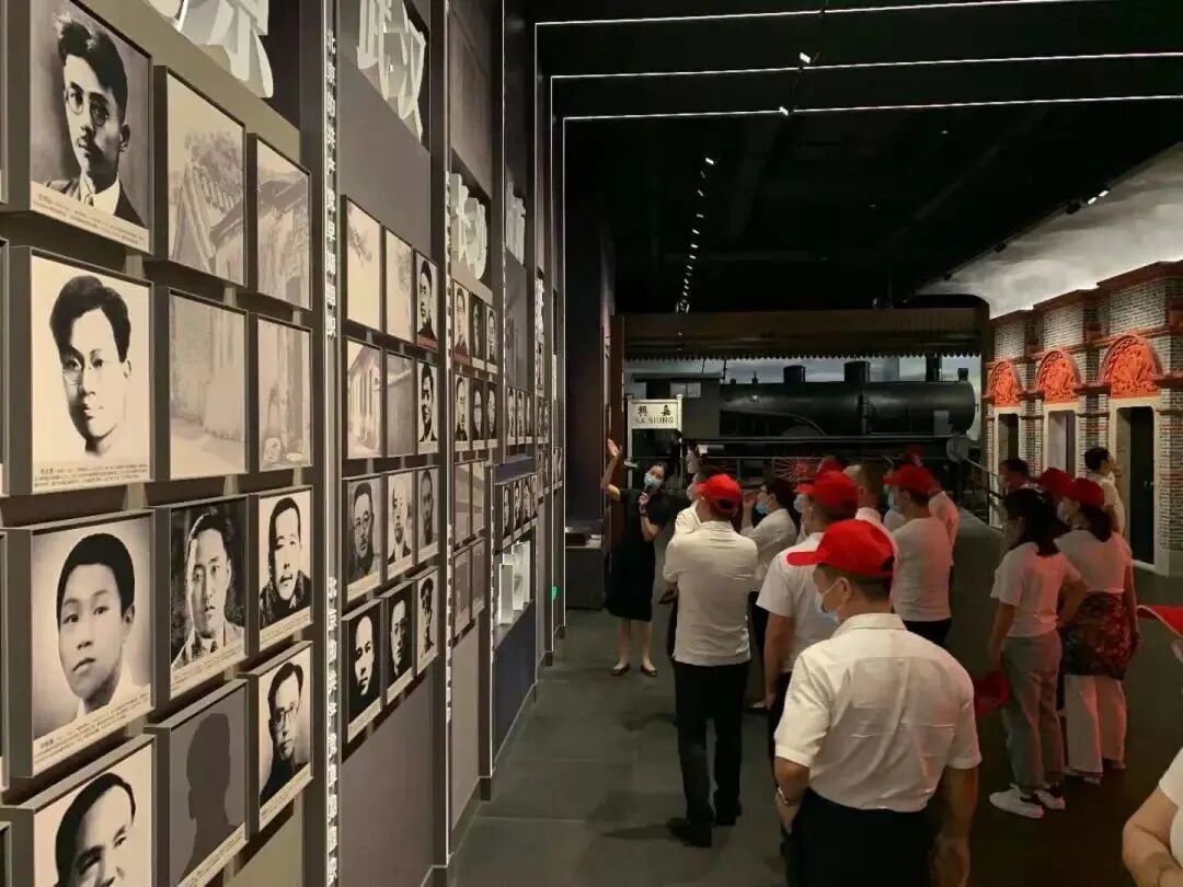 新时代“重走一大路”丨红色旅游精品线路