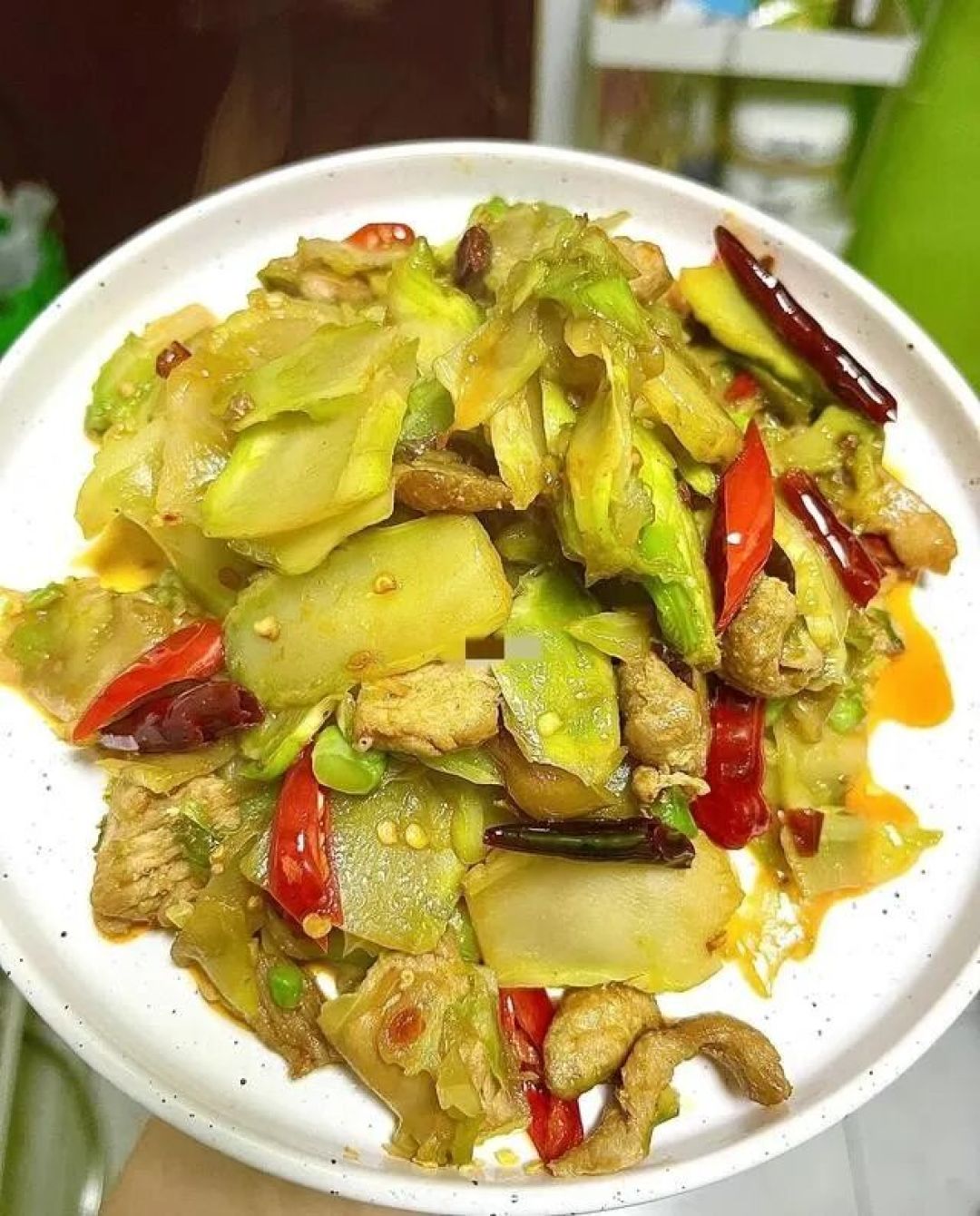 这菜是冬天才有的美味，被称为“超生菜”，鲜甜水嫩比肉好吃！