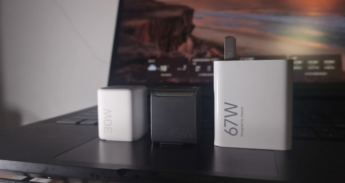 米物充电器
