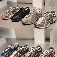 线下店实拍｜NB1906全色集结，选择困难症