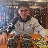 #赛车#摩托车装备#dainese
高达50次摔车的深度测评 dainese full metal 7  的安全性和耐用性