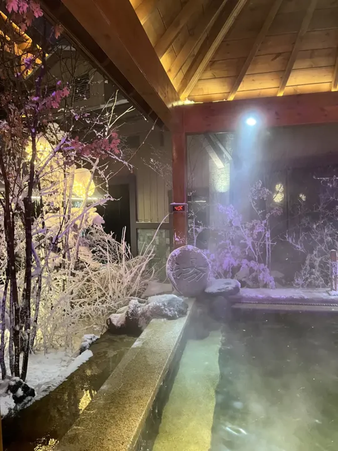 长白山momoland酒店