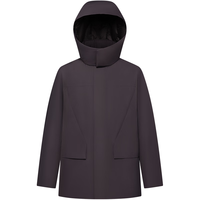 中国羽绒服进了巴黎老佛爷？ 没看错！最近，全球顶流时尚地标——巴黎老佛爷百货的“黄金位”，出现了一张熟悉的面孔——波司登。它带着高级产品线AREAL被老佛爷主动邀请，正式入驻了。这次可以说直接来了次世界级的曝光，作为首个进驻老佛爷的中国羽绒服品牌，波司登到底凭什么打动老佛爷？#商业观察 #MoveForwardIn #AREAL#波司登高级产品线AREAL#波司登