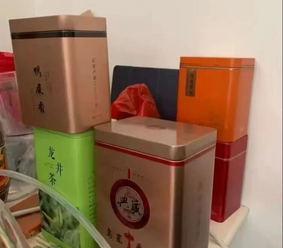 救命!铁皮茶叶盒居然是收纳神器!4个用法,解决家里大麻烦