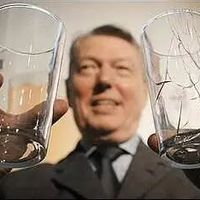 酒逢知己千杯少：酒杯中的特战队，疯狂硬怼！