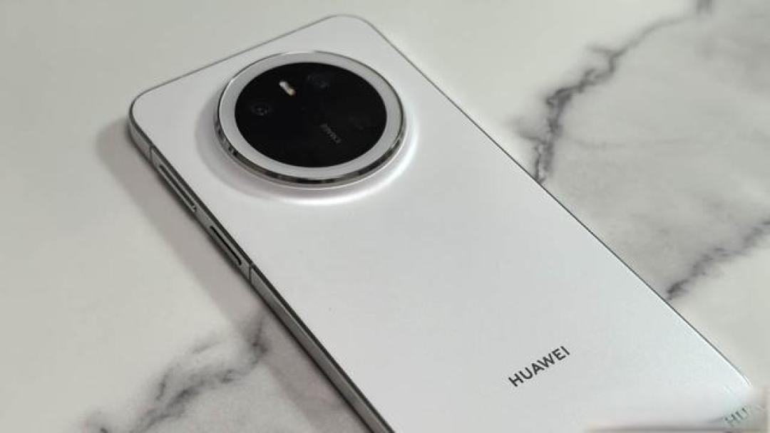 华为Mate 80标准版激活150万:低价策略重塑旗舰市场格局