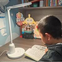 从焦虑到安心：书客SKY护眼台灯用“自然光”与“红光养护”，为孩子筑起视力防线