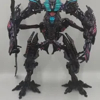 FA01放大官方ss堕落金刚，超级大，目前配比例最合适的堕落金刚玩具，基本上可以当一个超可动的模型去玩，不用考虑变形，变形像是送的另一个形态#变形金刚 #堕落金刚 #霸天虎 #威震天 #变形玩具