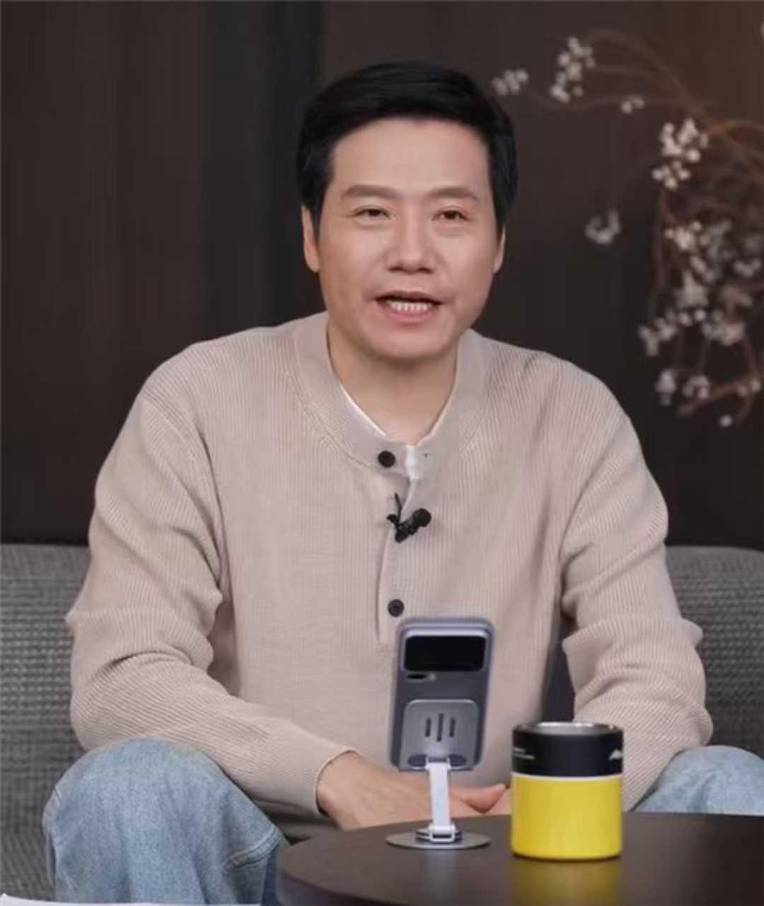 邓承浩回应要向雷军学直播：好东西要学习 深蓝的缺点是不会讲
