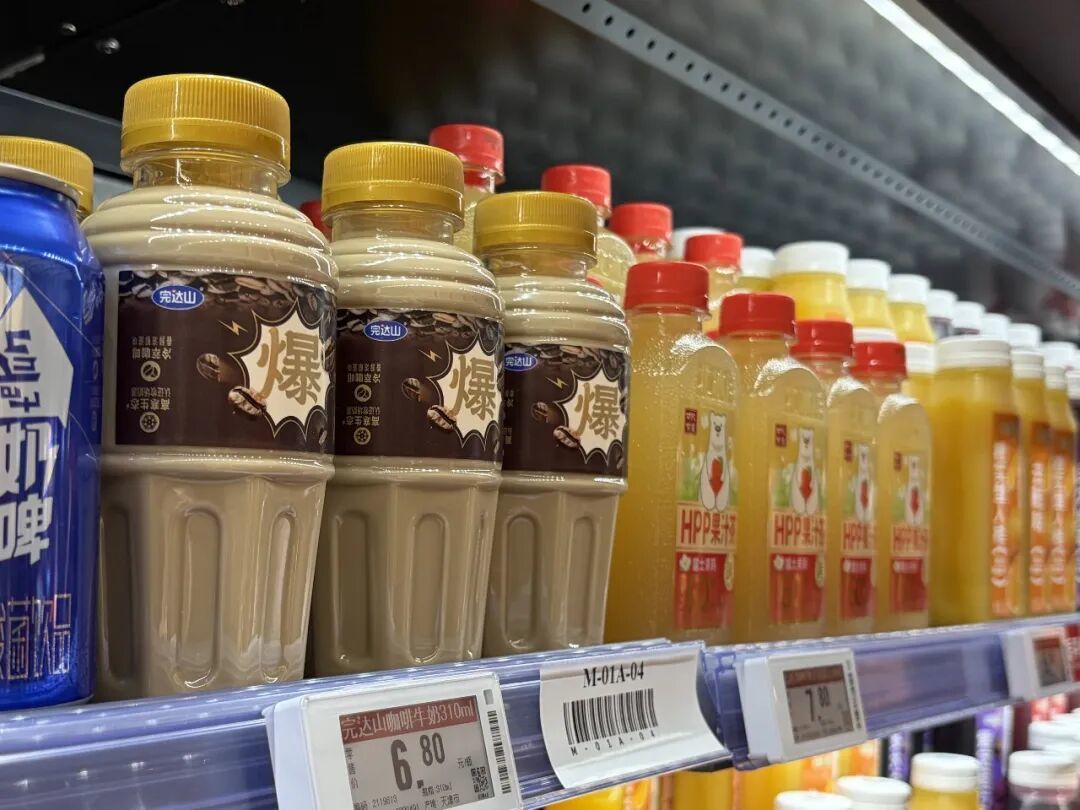东北乳企龙头南下突围，傍上便利店巨头
