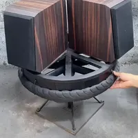 给粉丝翻新 捷克诗韵XN125 音箱，贴木皮效果非常华丽，拆箱铲去旧木皮，打磨箱体至光滑，精裁新木皮精准铺贴定型。手工制造新网罩，反复调试贴合度，箱体多次喷漆打磨，让老音箱焕新质感与颜值。#音箱 #音响 #发烧hifi #发烧音响 #hifi