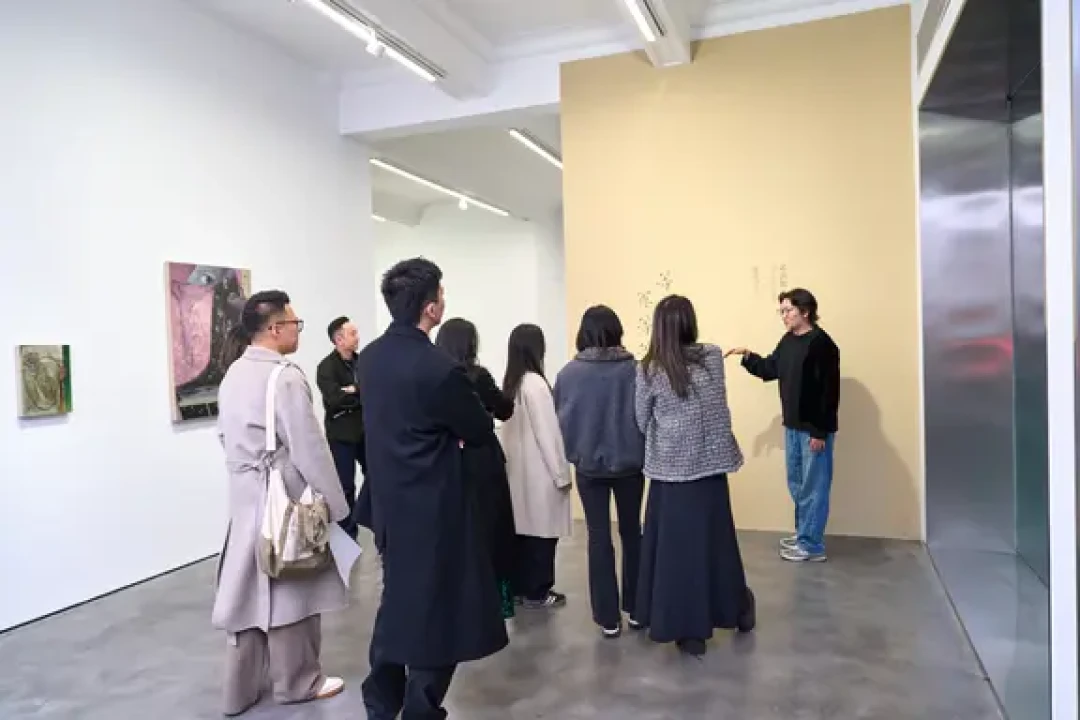 蜂巢上海 | 等等,再等等 正在展出