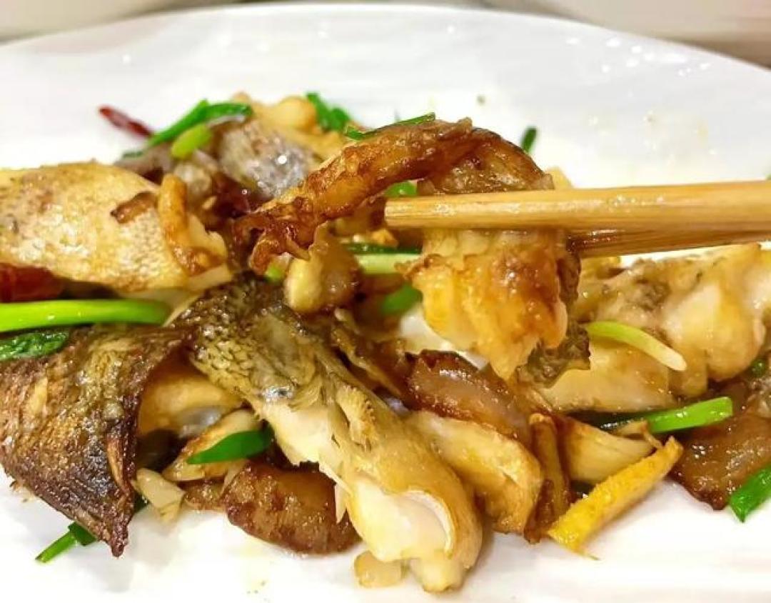 “老得慢”的女人,都爱吃这3种食物,美白润肤、抗衰老,吃美了
