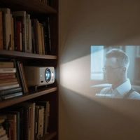 投影仪升级浪潮中，极米Z6X Pro真的能满足所有期待吗？深度实测告诉你答案